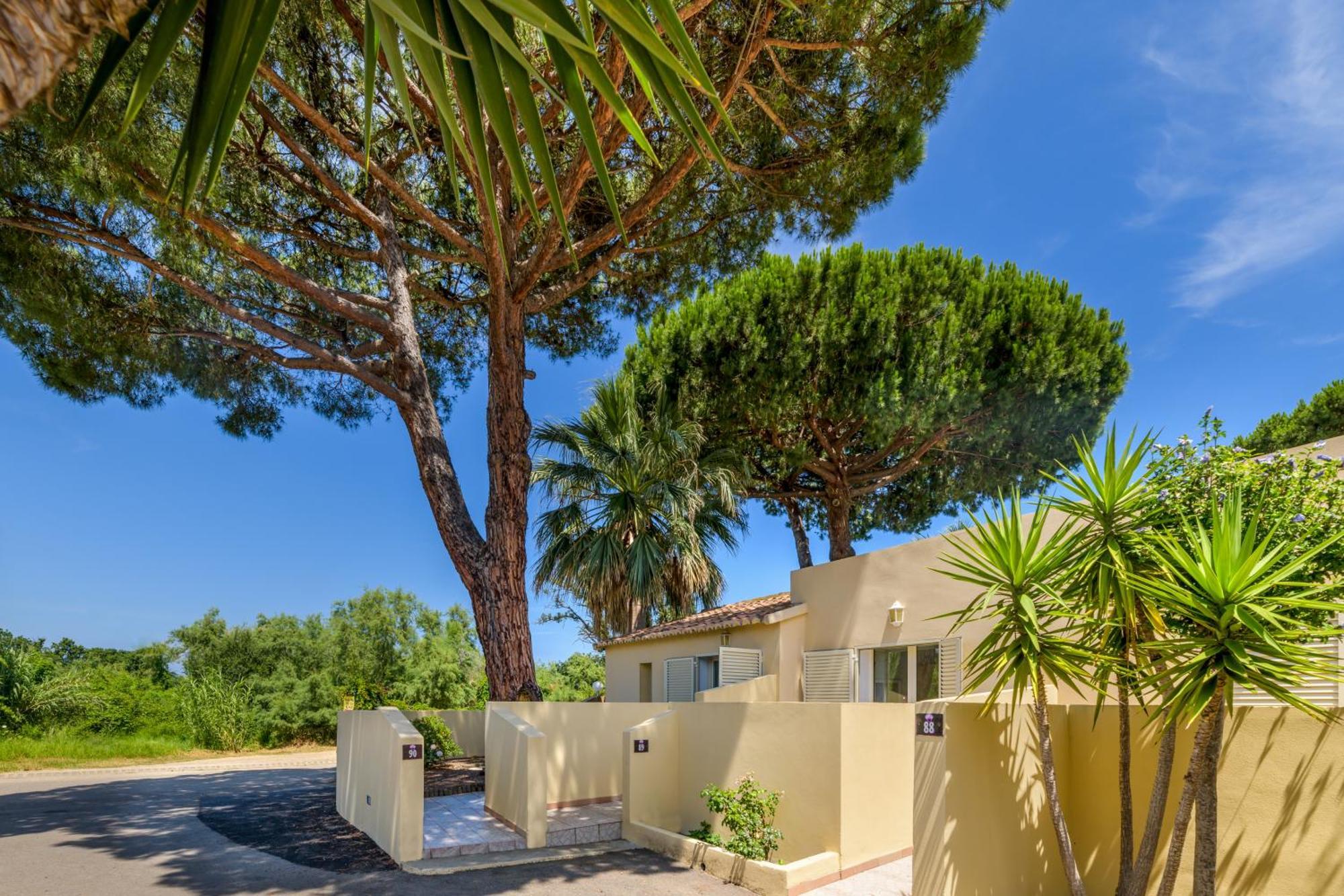 Residence San Pellegrino Folelli Exterior photo