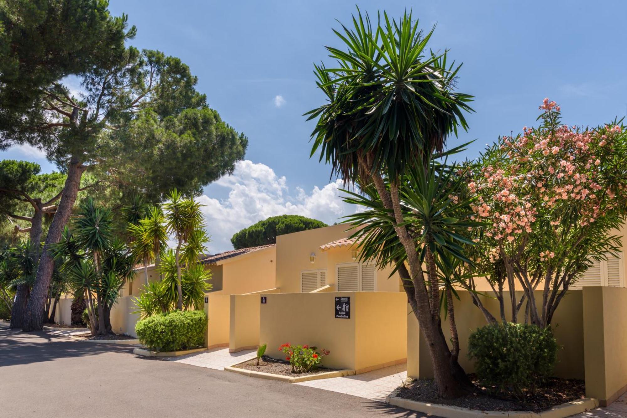 Residence San Pellegrino Folelli Exterior photo