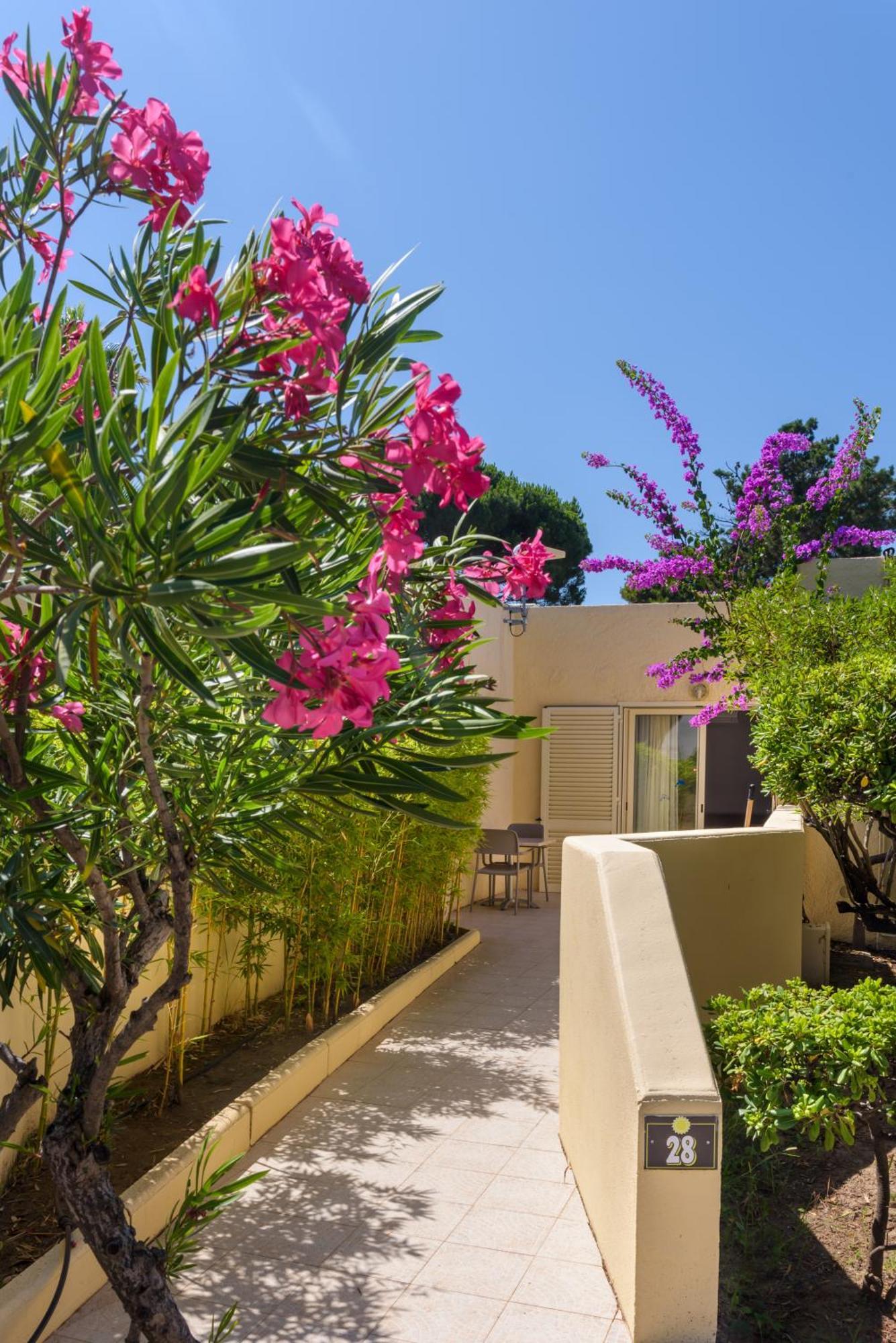 Residence San Pellegrino Folelli Exterior photo
